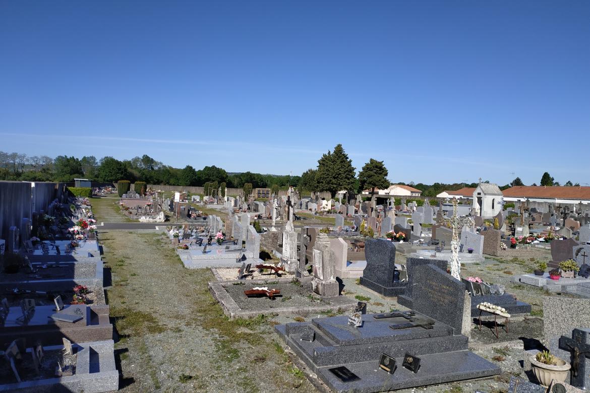 Le Cimetière