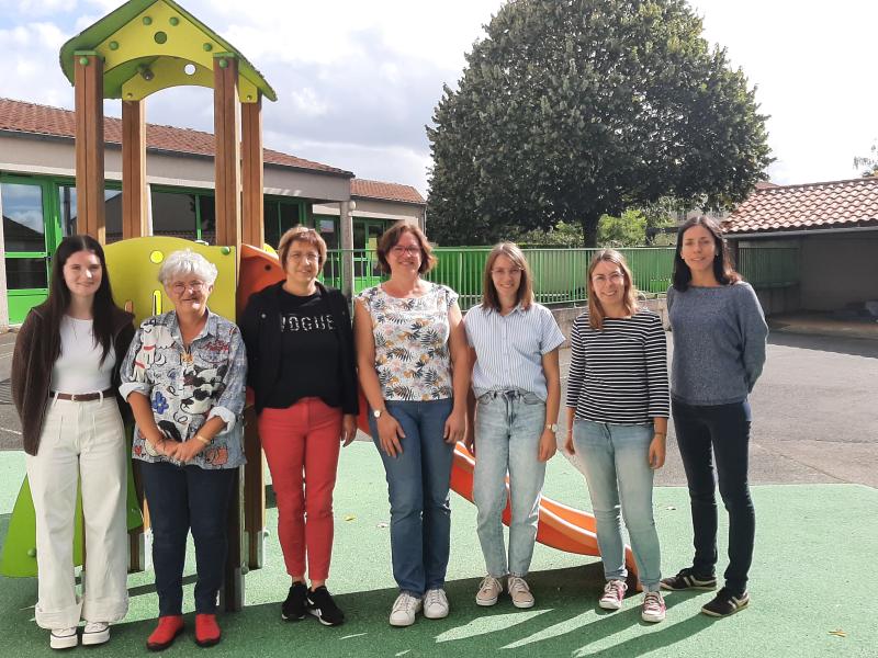 Rentrée scolaire à l'école La Pierre Bleue